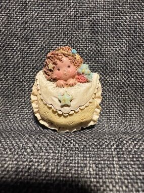 Vintage 1990s Dreamsicles Cherub Baby Angel Brooch